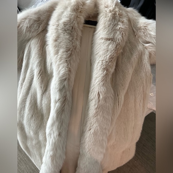 Woman's Mink Fur Coat with Fox Tuxedo Front and Sleeve - Picture 3 of 3